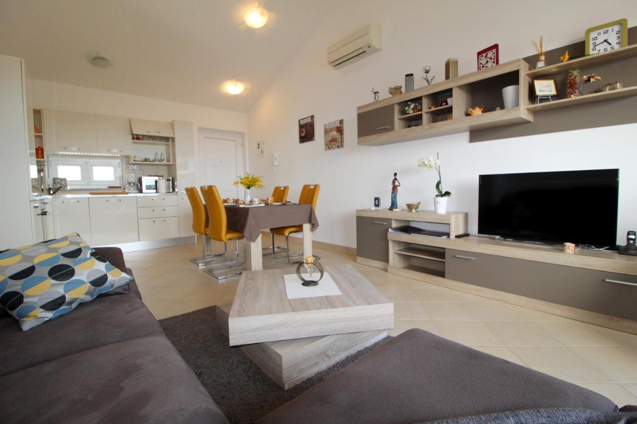 Apartment Bellavista Novigrad Istria Εξωτερικό φωτογραφία