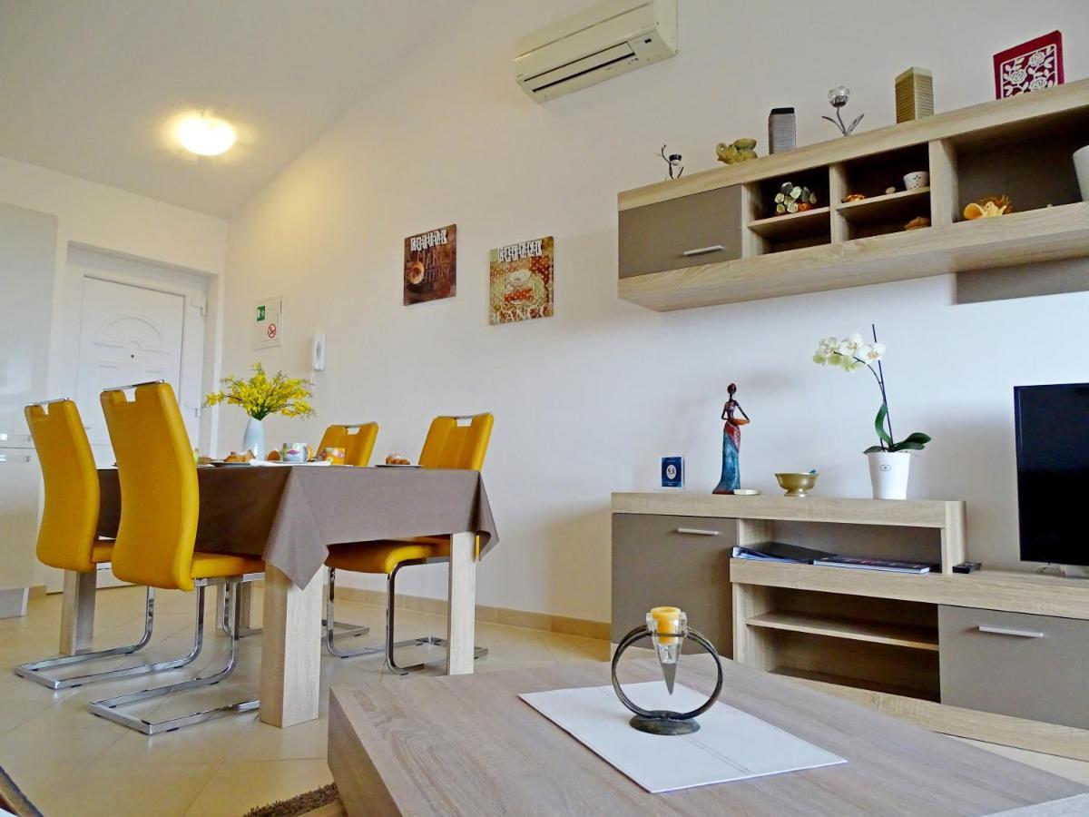 Apartment Bellavista Novigrad Istria Εξωτερικό φωτογραφία